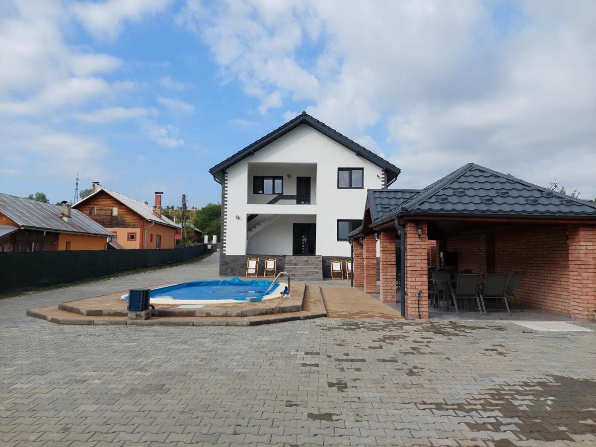 Pensiunea Happy Day Horezu Exterior foto