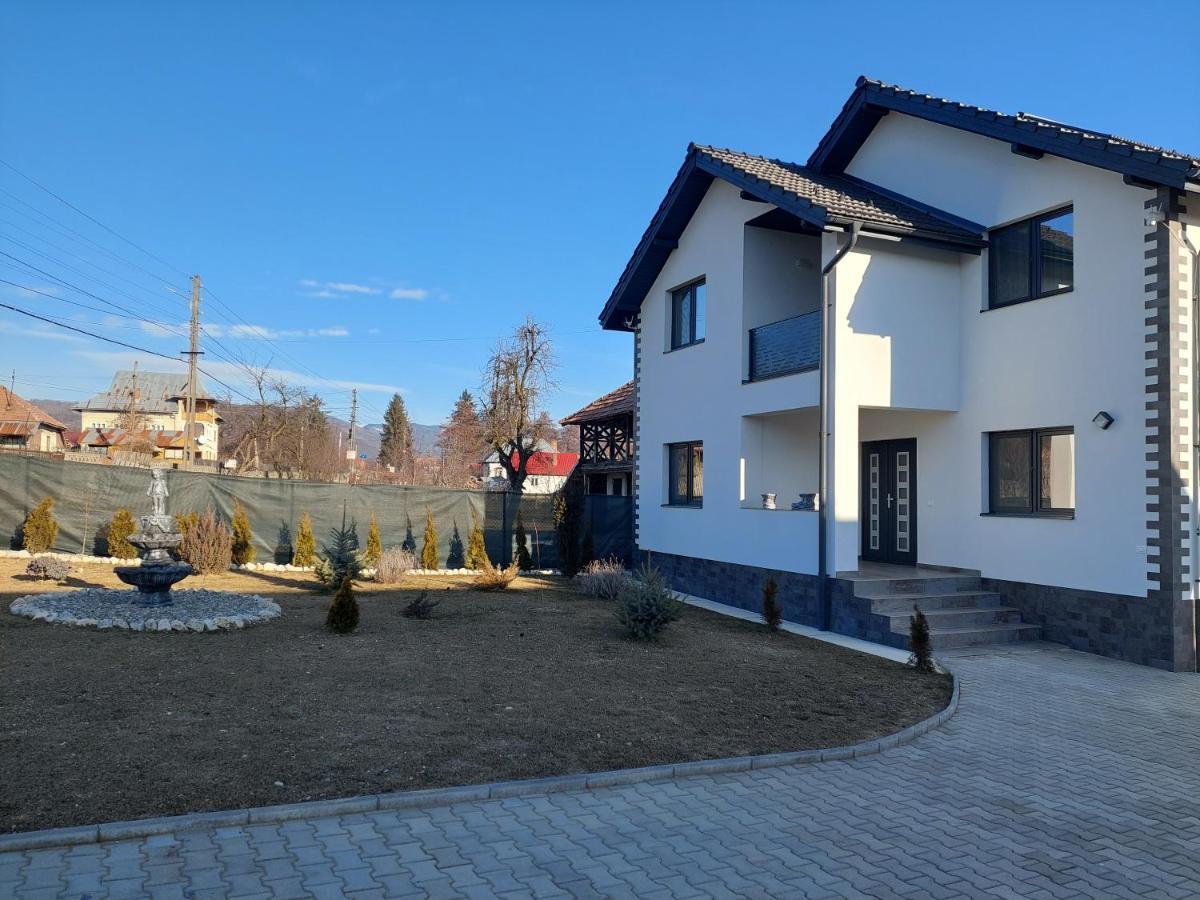 Pensiunea Happy Day Horezu Exterior foto
