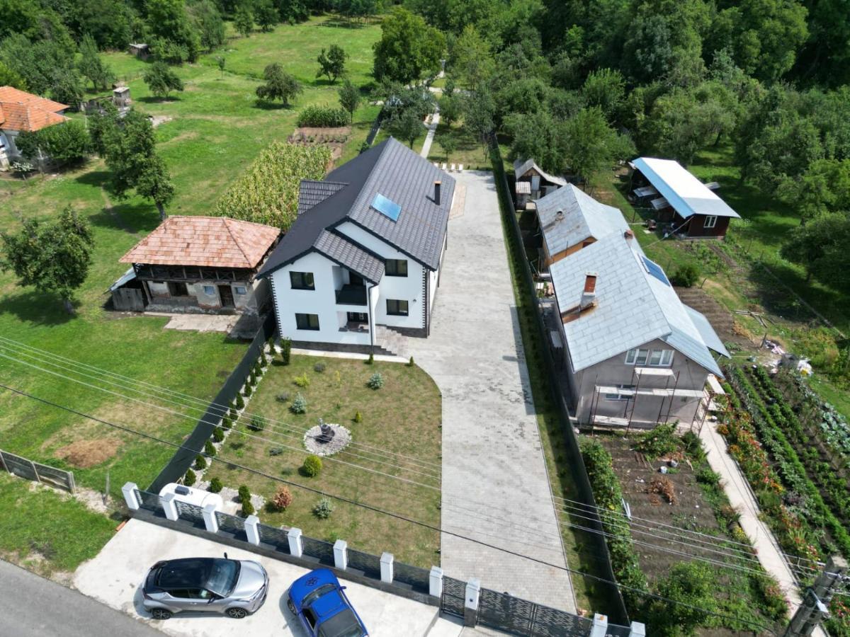 Pensiunea Happy Day Horezu Exterior foto